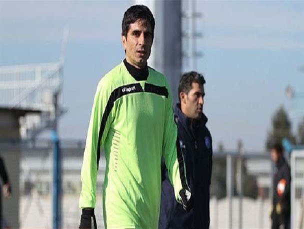 خریدهای تراکتور در حد سال‌های قبل نیستند/ این تیم باید هرچه زودتر واگذار شود