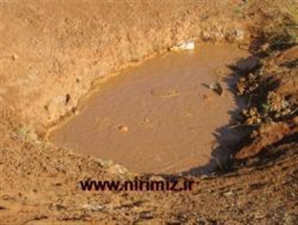 تصاویر /جوشش گِل از دل زمین