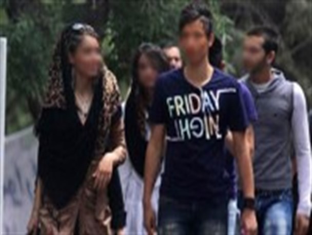 سایه غرب بر پوشش ایرانی