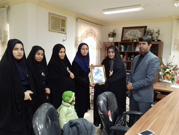 تقدیر از دوست محمدآخوند میرحسنی و مشاور امور بانوان فرمانداری کلاله +تصاویر