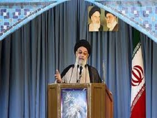 مردم اصفهان به مناسبت حماسه 25 آبان میهمان رهبر معظم انقلاب هستند/ آمریکایی‌ها نامردهای جنایتکار دوران هستند
