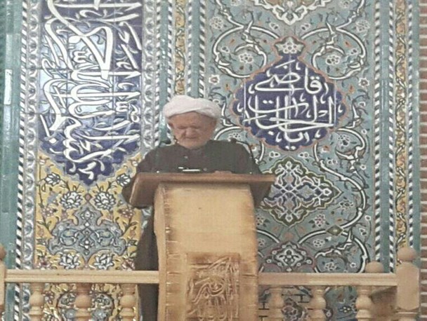 استکبار از راه فرهنگی سعی در انحراف مسلمانان دارد