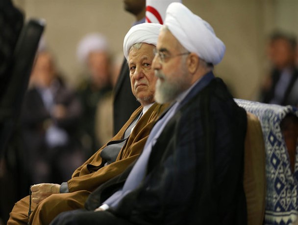درسی که روحانی به مرحوم هاشمی داد! +عکس‌نوشت