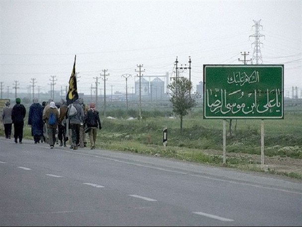 تمام کاروان های زائران پیاده امام رضا(ع) دارای مبلغ فرهنگی می شوند