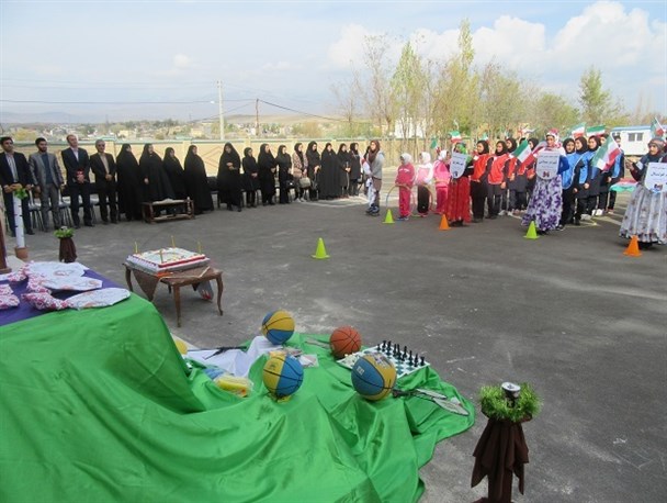 افتتاح چهارمین المپیاد ورزشی درون مدرسه ای در نیر