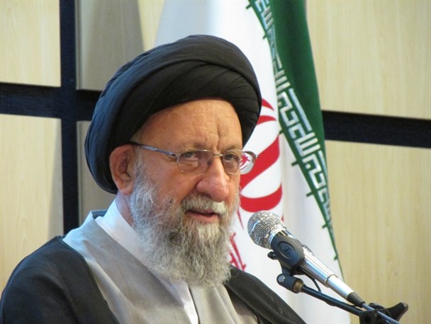 کسانی که در حال ایجاد شکاف در مذاهب اسلام هستند دشمن اسلامند
