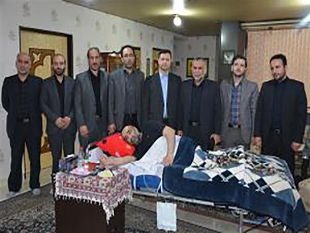 همه نهادها و ادارات باید در خدمت‌رسانی به جانبازان و ایثارگران آماده باشند