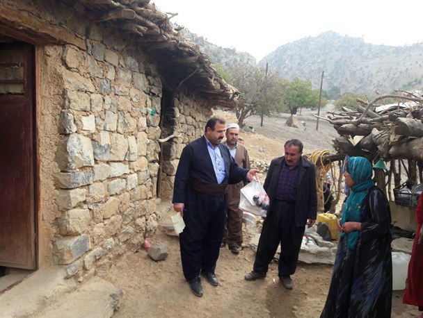 بازدید پرسنل کمیته امداد ثلاث باباجانی از روستاهای محروم "دول دره" + تصویر