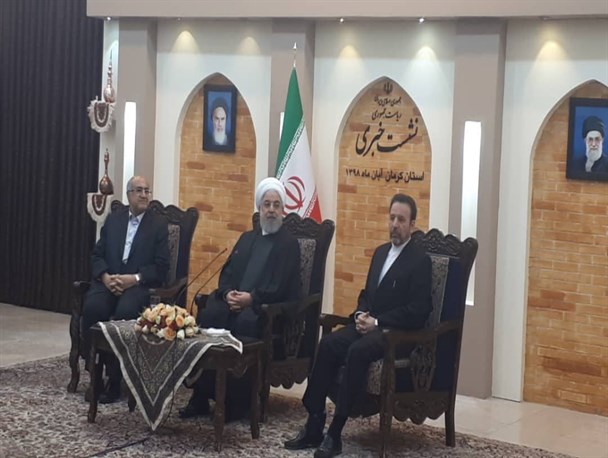 بعد از بستن دهان منتقدان، نوبت به تجویز سؤال زورکی رسید/ وقتی از سبد قرعه‌کشی جادویی استانداری کرمان تنها رسانه‌های همسو با دولت بیرون آمدند!