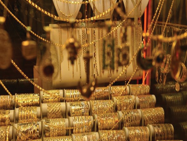 تلاطم در بازار طلا/در یک روز ده بار تابلوی قیمت را عوض کردیم