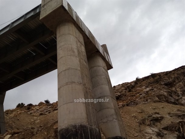 توضیحات تکمیلی فرماندار لنده در خصوص سقوط تیرک پل در حال ساخت لنده_ تراب+تصاویر