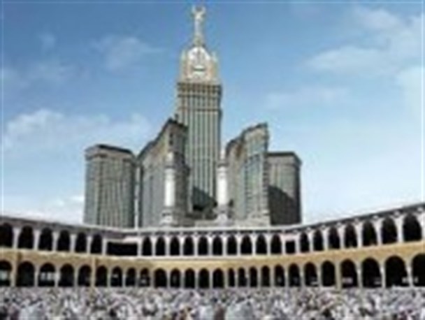 وقتی کعبه در میان اشرافی گری های عرب محاصره می شود