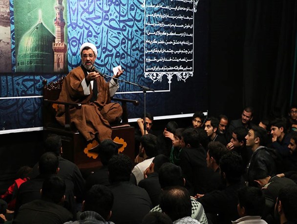 مراسم عزادراری شهادت پیامبر اکرم(ص) و امام حسن مجتبی(ع) در مسجد ساعت اراک