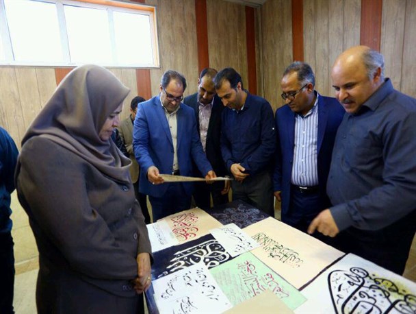 همایش خوشنویسان مهدوی در بندر ماهشهر برگزار شد+تصاویر