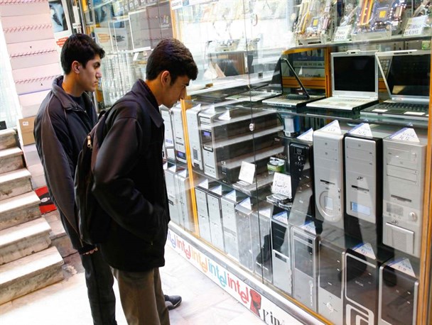 بازار کامپیوتر مشهد به علت ضعف در فضای مجازی دچار رکود است