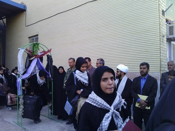 اعزام کاروان راهیان نور دانش‌آموزی به مناطق عملیاتی جنوب