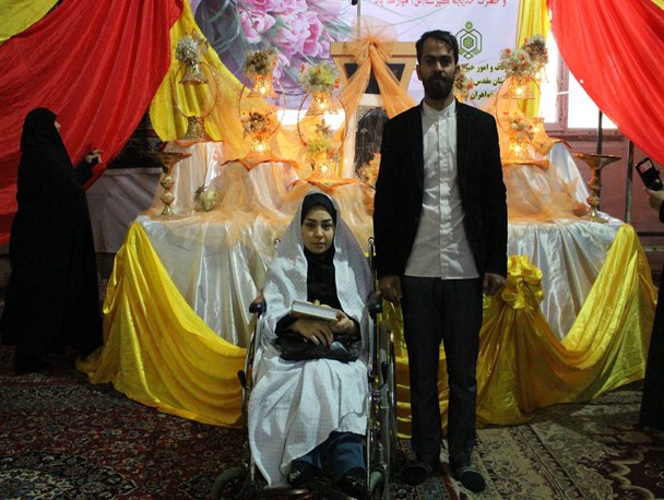 با حمایت اوقاف ۵۰ زوج جوان راهی خانه بخت شدند