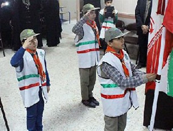 آغاز فعالیت های گروه های پیشتازان و فرزانگان در گوگان