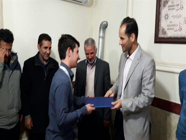تقدیر از نوجوان گرمساری نایب قهرمان تیراندازی نوجوانان آسیا