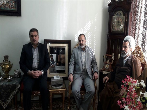 شهدای مدافع حرم با نثار خون تمام بشریت را مدیون خود کردند
