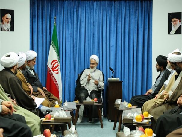 زیر ساخت‌های حوزوی بر اساس مهندسی الهی ساماندهی شود / پرورش متفکر در اولویت برنامه‌های حوزه قرار گیرد