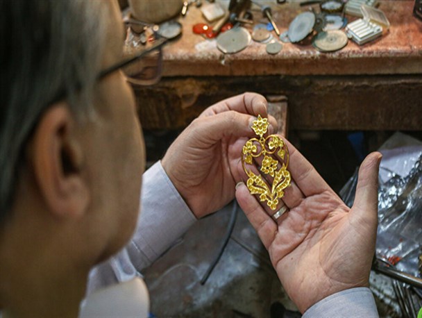 یزد لیاقت شهر جهانی زیورآلات را دارد/کره خوردن نان ۲۴ هزار یزدی با صنعت طلا