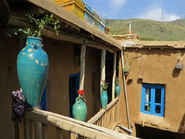 وجود ۱۴ اقامتگاه بوم‌گردی در روستاهای هدف گردشگری استان کرمانشاه