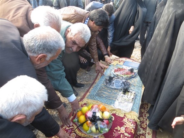 چهلمین روز درگذشت مادر شهید پاسدار حسین صادق زاده+تصاویر