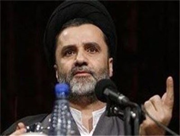 توهین کنندگان به مقدسات تذکر می‌گیرند ولی منتقدان‌ دولت توقیف می‌شوند