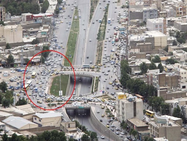 زیرگذری که گذر ندارد
