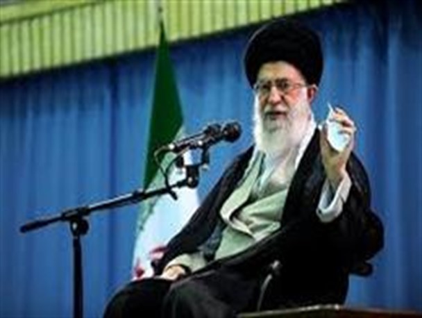 پیروی از ولی امر مسلمین وظیفه همه مسئولان و مردم است