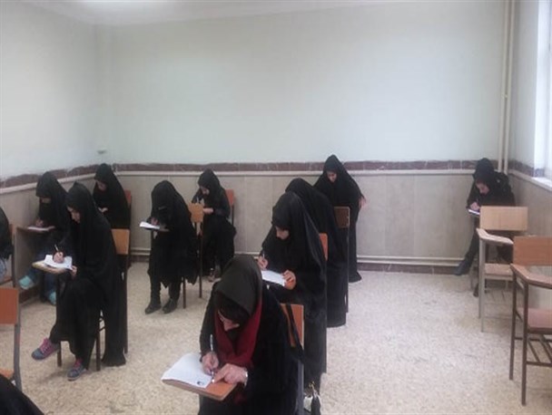 آزمون درس اخلاق راهی برای تمرین عملی حجاب اسلامی شد