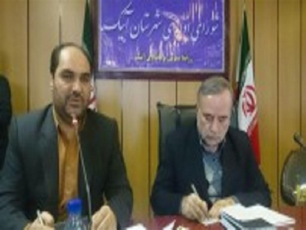 حرکت در مسیر رهبری مهمترین ابزار مقابله با هرگونه تعرض است/با افرادی که موجب نفاق در کشور میشوند برخورد میکنیم