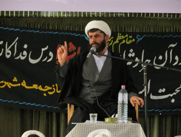 پاسخ امام جمعه فسا درباره عدم حضور در آزمون علمی خبرگان
