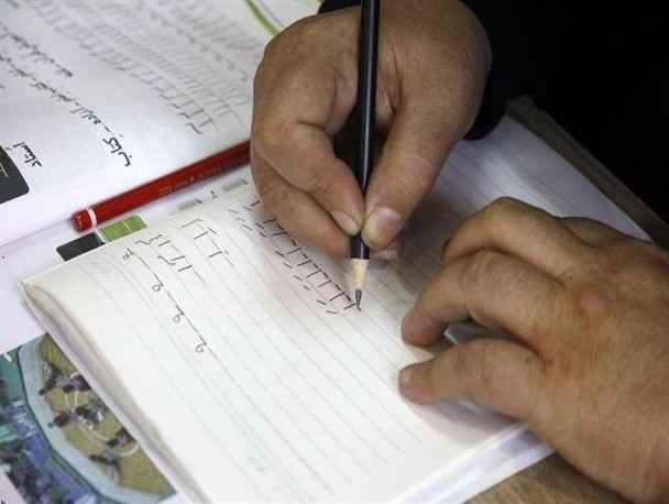 ۳۶۹نفر در خدابنده باسواد می شوند