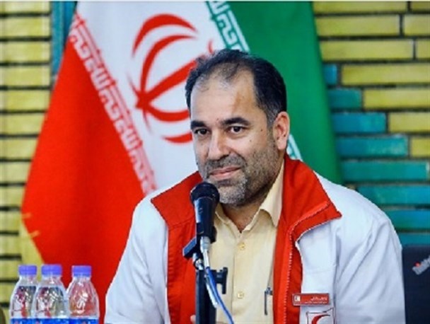 نجات 17 نفر ازسرنشینان 2خودروی گرفتار در سیلاب