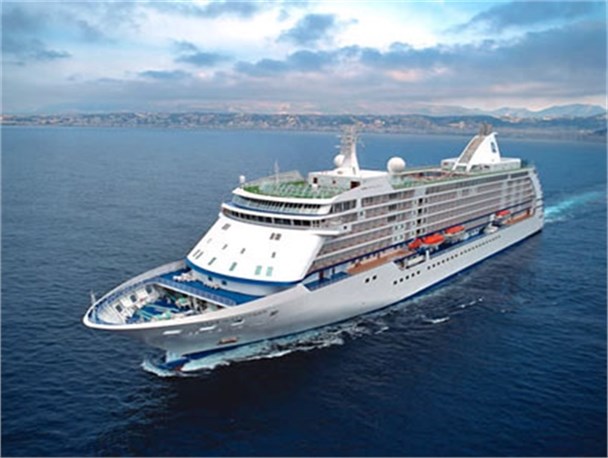 ارائه خدمات به ۳۵۵ دریانورد از ابتدای امسال تاکنون در آبهای هرمزگان/ افزایش ۳۹ درصدی خدمات پزشکی طی این مدت