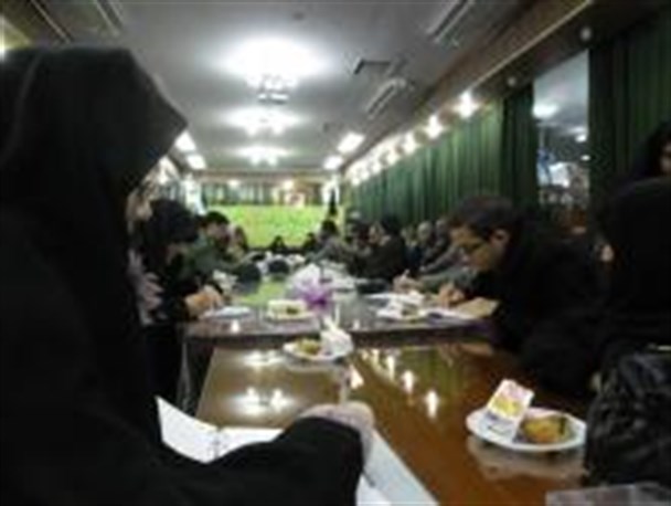 حاشیه های جلسه معارفه مدیر دفتر نشرآثار و ارزشهای مشارکت زنان در دفاع مقدس استان