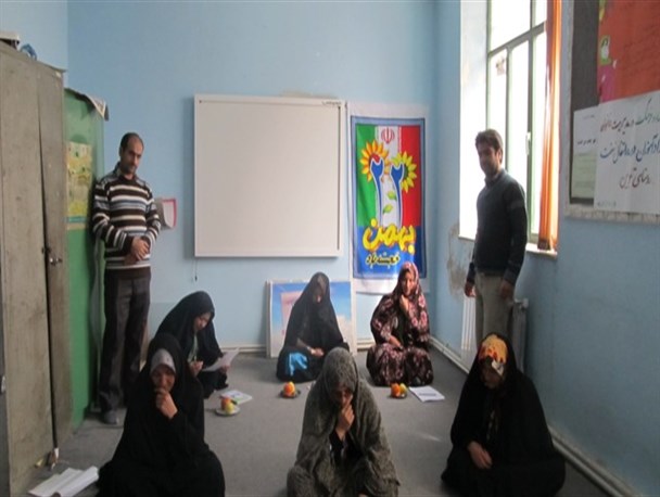 مسابقه کتابخوانی اقتصاد و فرهنگ در روستای تلوبین میامی برگزارشد
