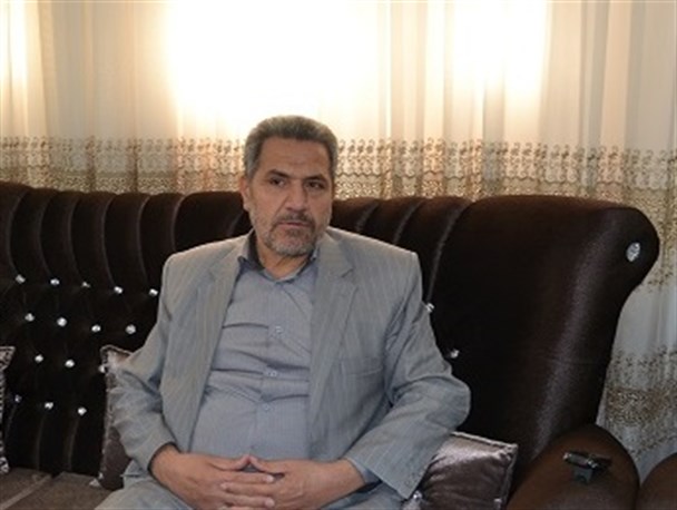 امان از دست این قمی ها!/گفتگوی خواندنی با "مرگ بر شاه" قمی!+عکس