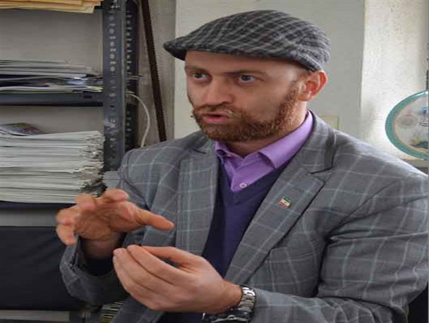 مادامی‌که مردم مرا بخواهند، از کار و تلاش دست نخواهم کشید