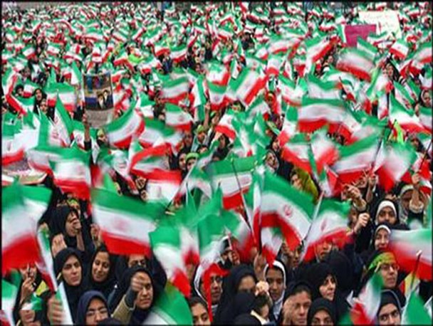 اصناف اقلید پا به پای مردم در راهپیمایی 22 بهمن شرکت می کنند