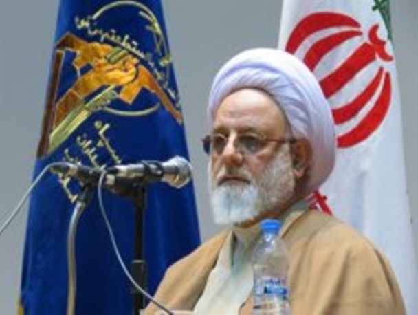 دولتمردان به لبخند دشمن امیدوار نباشند