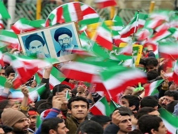 راهپیمایی ۲۲ بهمن با حضور دشمن شکن مردم شهرستان قرچک برگزار می‌شود
