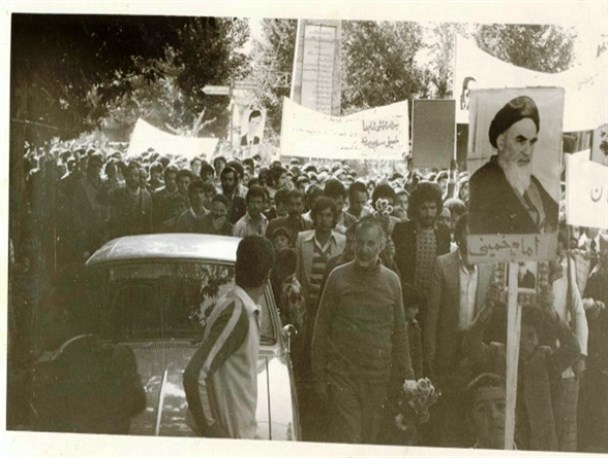تصاویر قدیمی قبل از پیروزی انقلاب در محلات+توضیحات