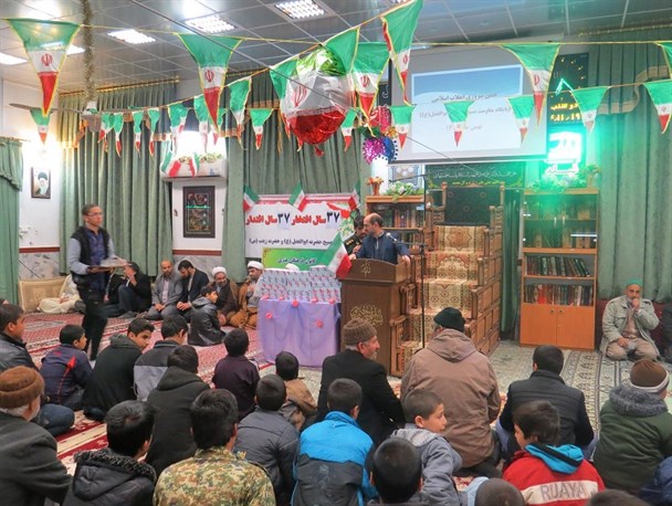 گزارش تصویری / جشن انقلاب در مسجد مسلم بن عقیل