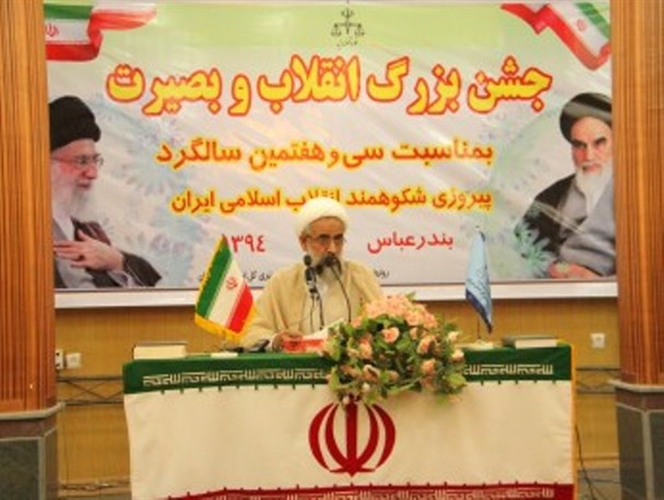 دست خدا پشت انقلاب اسلامی ایران است/ توطئه دشمن در انتخابات با هدف تخریب مردم سالاری می باشد