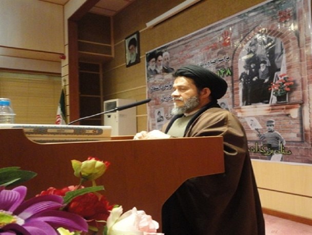 تکلیف گرایی انقلاب را پیروز کرد/ در انتخابات مانند امام تکلیف گرا باشیم+ تصاویر