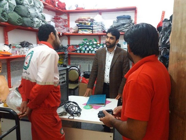 بازدید ناظر سازمان امداد ونجات کشور از پایگاه های جمعیت هلال احمر شهرستان سیب و سوران