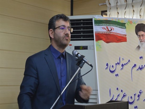 اقدامات بسیاری از مسئولان در بزرگداشت دهه فجر راضی کننده نبود/ این خیانت به سفره انقلاب است